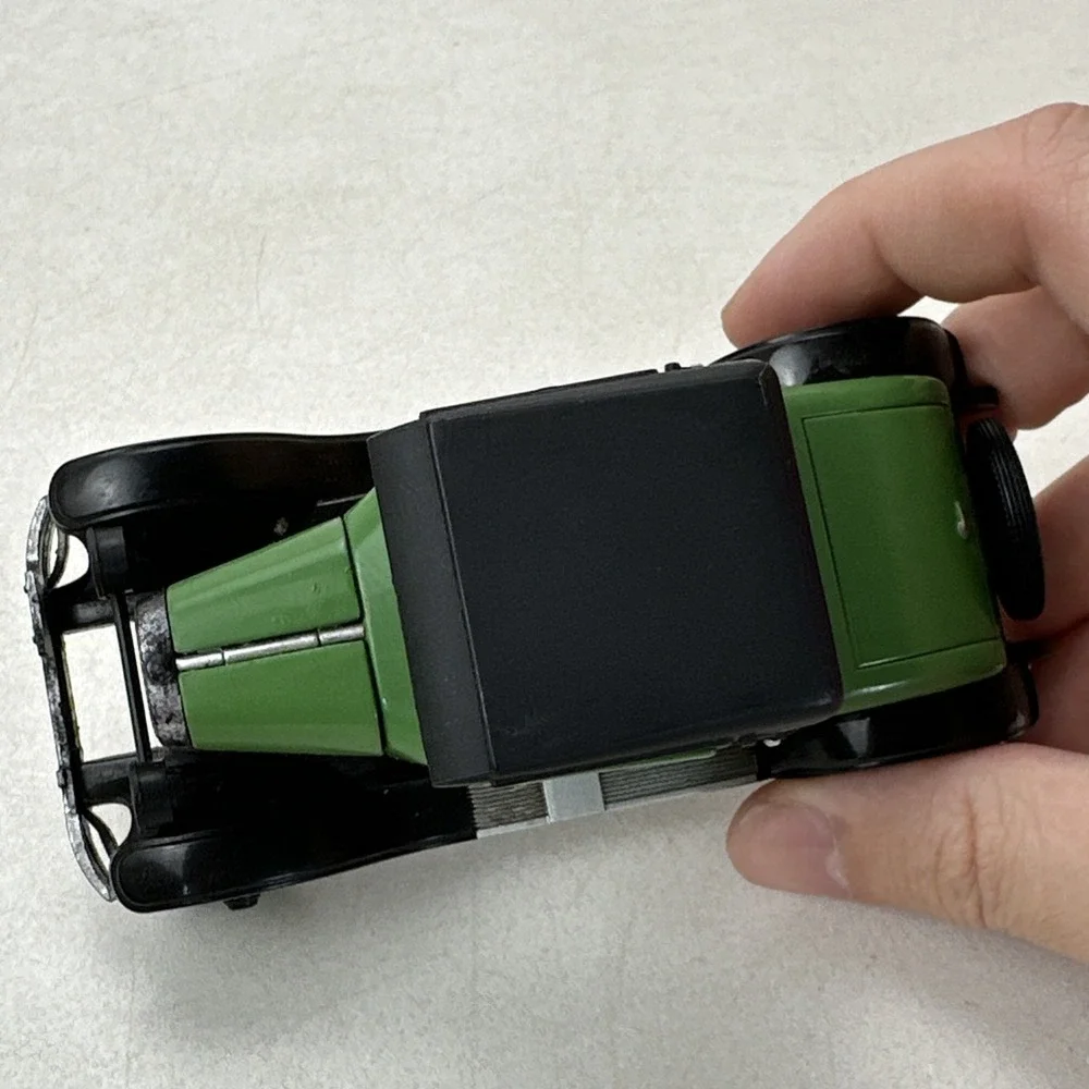 1926 Chevy Superior V 2 Passenger Coupe Model Car 1:32 Green
